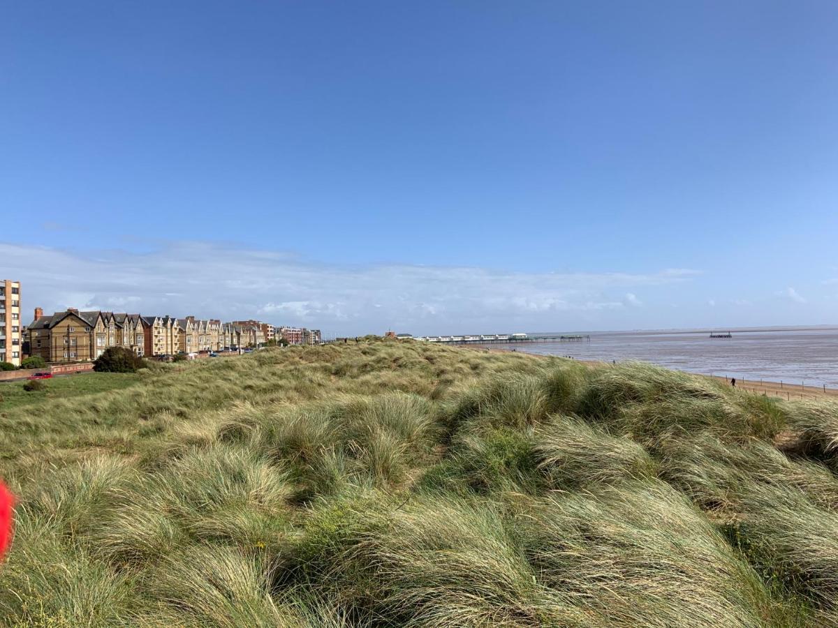 Beach Shore - Sea Views ลิธึม เซนต์ แอนน์ส ภายนอก รูปภาพ